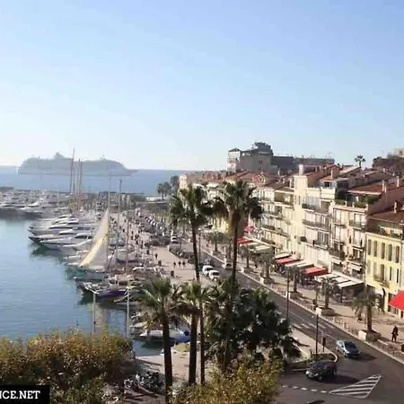 Jolie 3 Pieces Avec Terrasse Au Vieux Port, A 2 Pas Des Plages Et Du Palais. Cannes